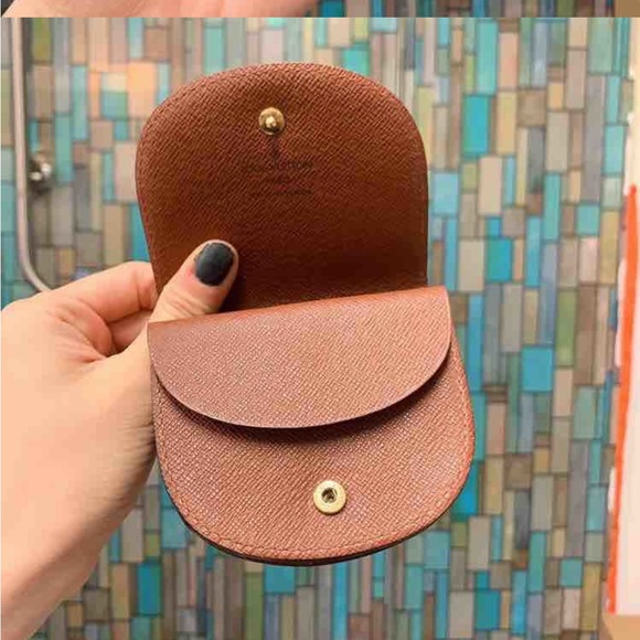 Louis Vuitton Authentic Coin Purse - Picture 3 of 7